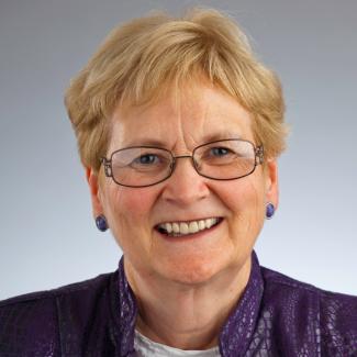 Portrait photo of Dr. Karen Robinson
