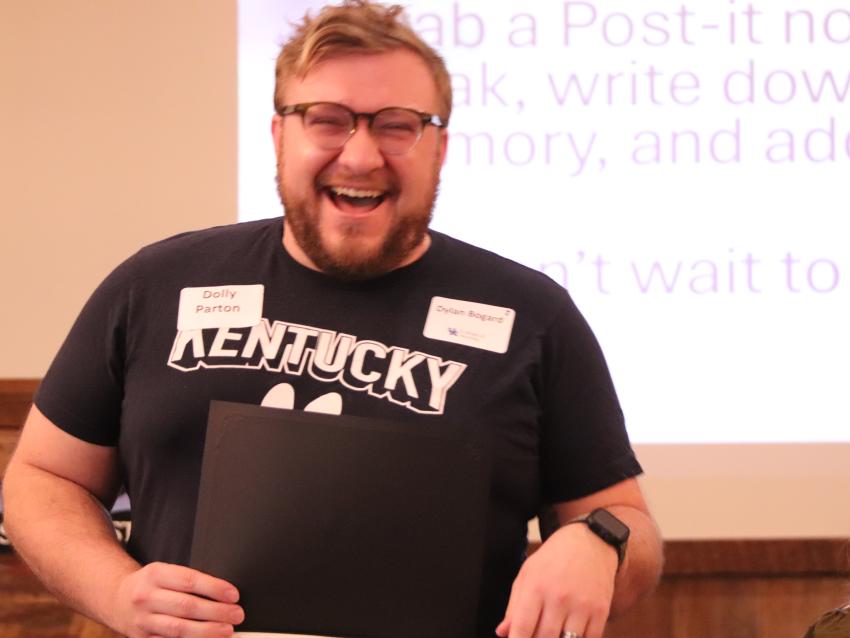 A man smiling.