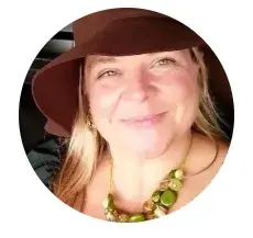 Headshot photo of Tracy Kuykendall.
